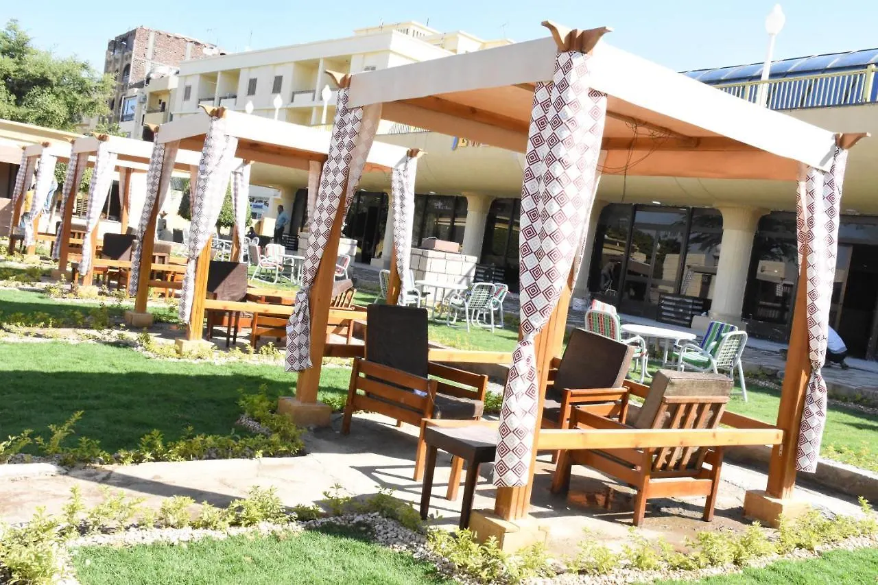Jewel Luxor Hotel