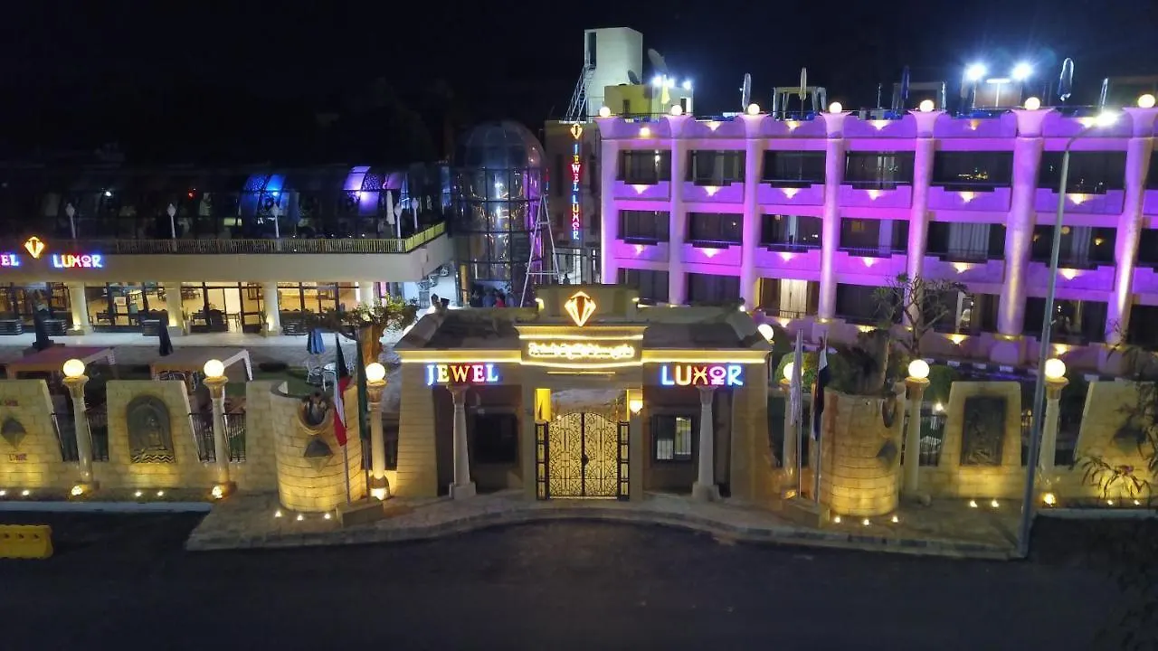 Jewel Luxor Hotel location