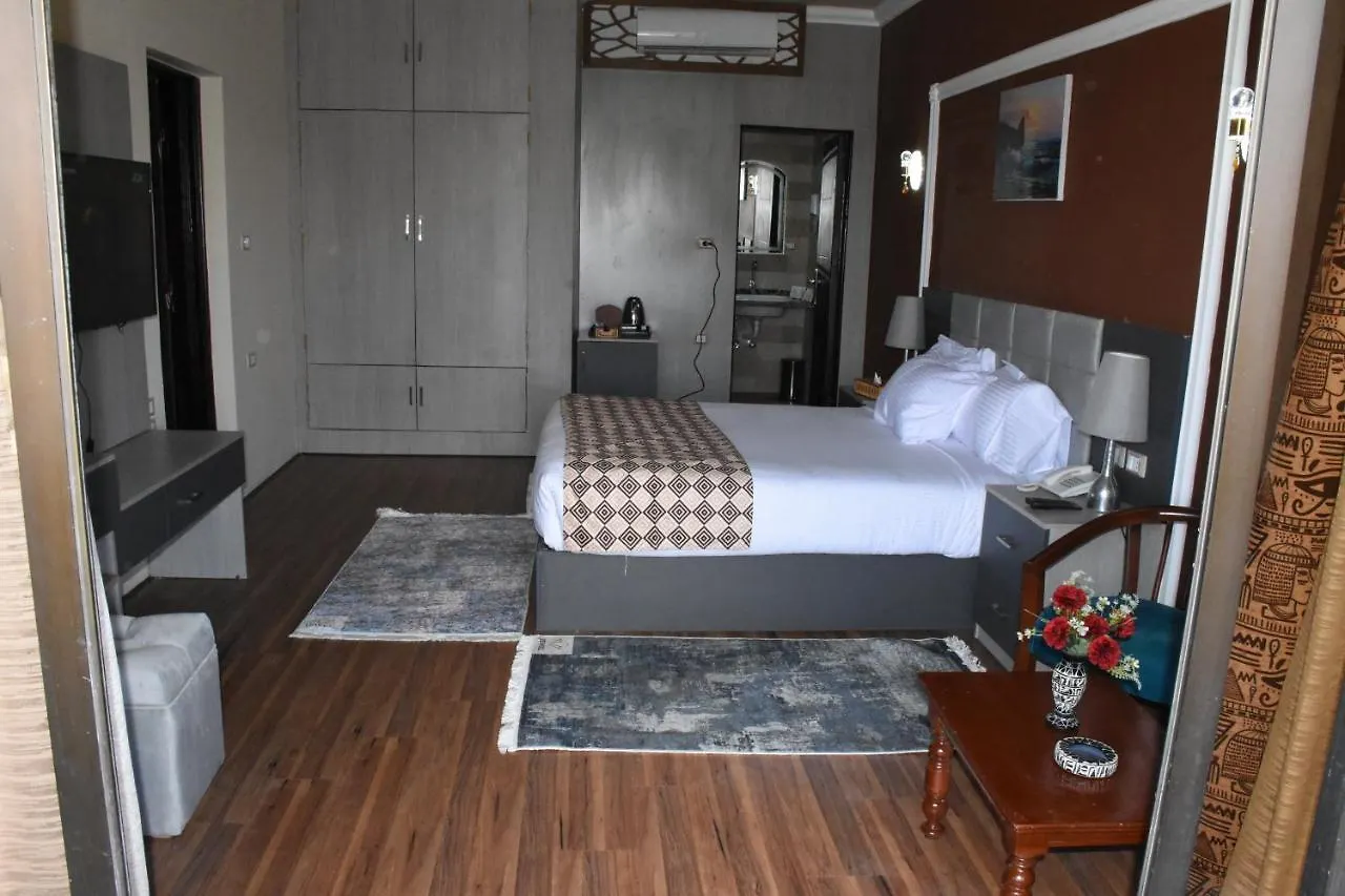 Jewel Luxor Hotel
