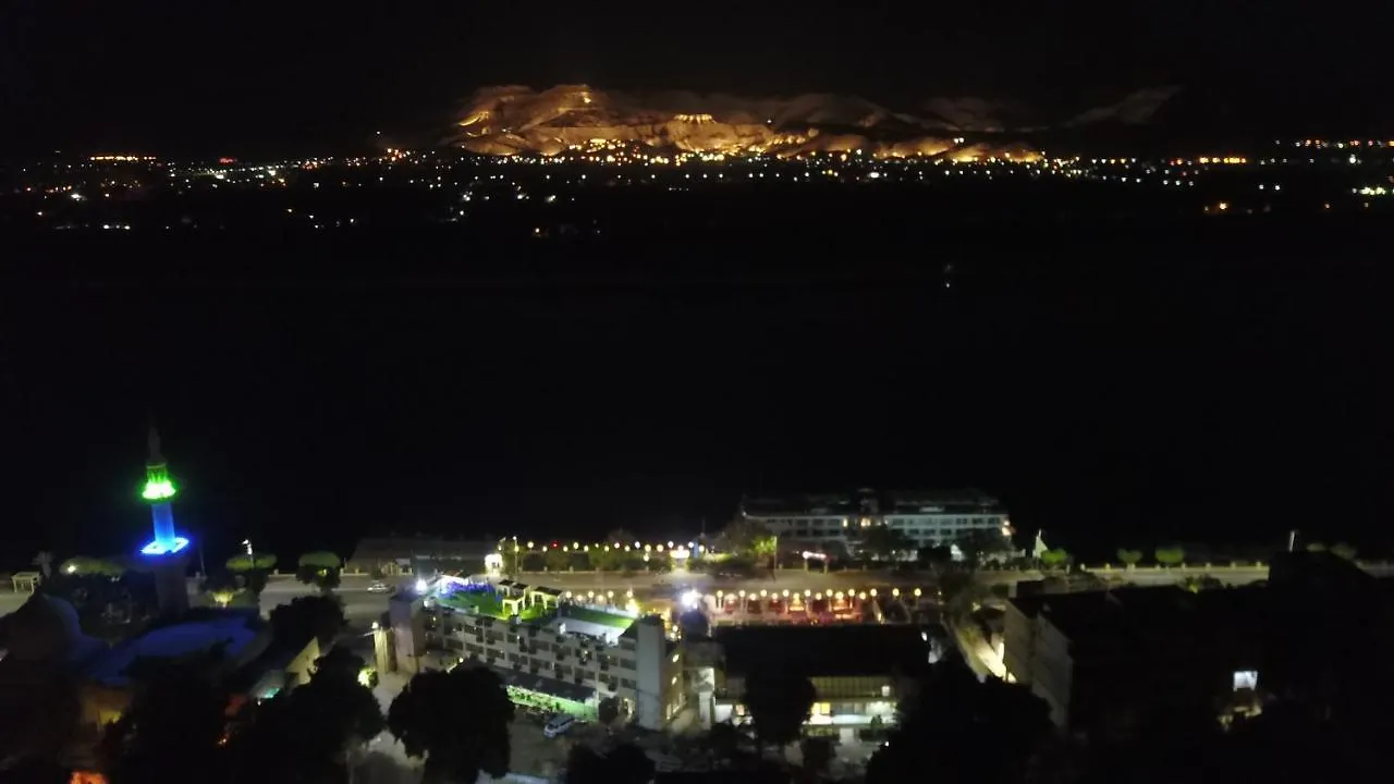 Jewel Luxor Hotel 4*,
